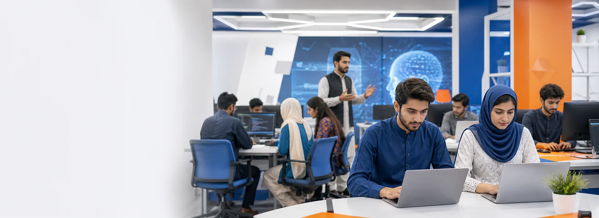 Students and instructors in the modern Shahab Digital College technology lab